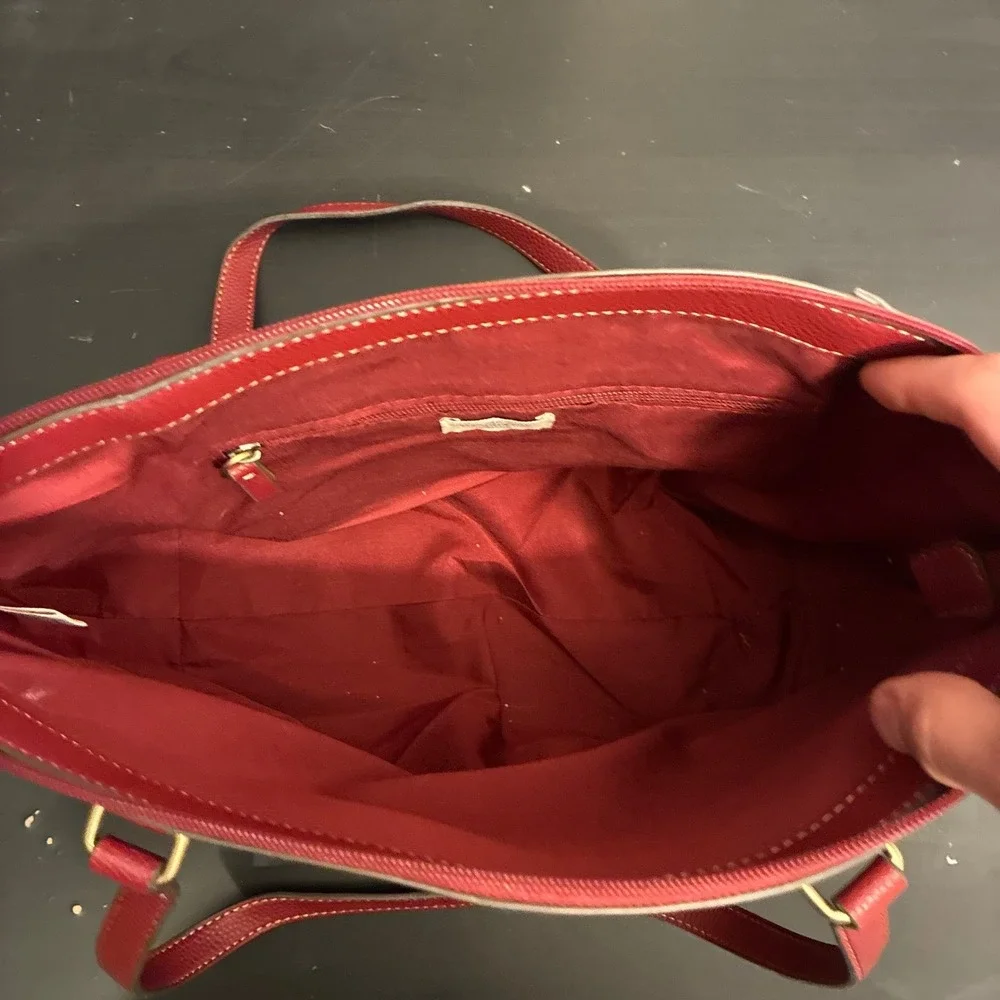 St Johns Bay Red Pebbled Faux Leather Shoulder Bag Gold Hardware Zip Top